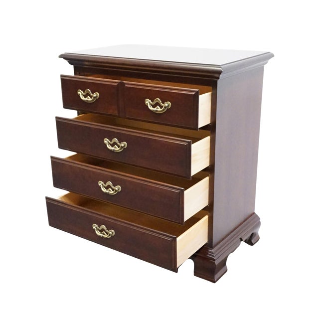 Thomasville Furniture Collector's Cherry Traditional Style 28" Four Drawer Nightstand 10111-818 For Sale In Kansas City - Image 6 of 12