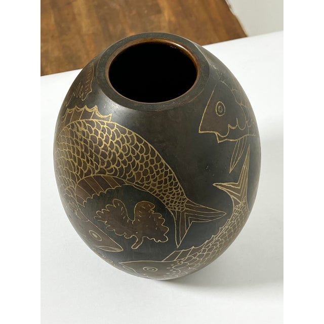 Copper C.1920s French Art Deco Paul Louis Mergier "Dinanderie" Vase With Fish Motif For Sale - Image 8 of 9