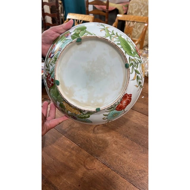 Vintage Chinese Famille Verte Porcelain Lidded Bowl For Sale - Image 4 of 5