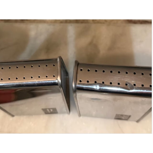 MCM Lincoln Beauty Ware Salt & Pepper Shaker | 1970s For Sale In Los Angeles - Image 6 of 6