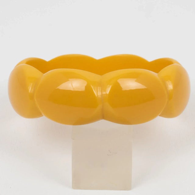 Bakelite Carved Bracelet Bangle Yellow Creamed Corn For Sale In Atlanta - Image 6 of 6