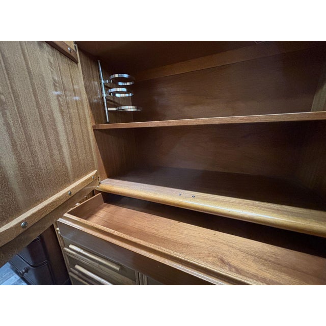 Mid-Century 6057 Server Mahogany Sideboard Cabinet, John Keal for Brown Saltman For Sale - Image 12 of 13