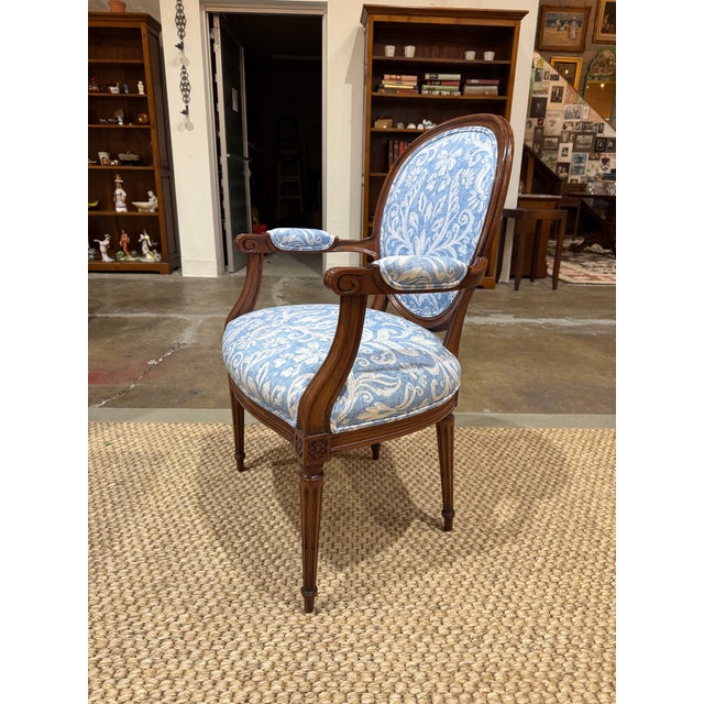 Pair of Louis XVI Style Fauteuils Carved Walnut Arm Chairs Blue White Damask Floral For Sale - Image 4 of 8