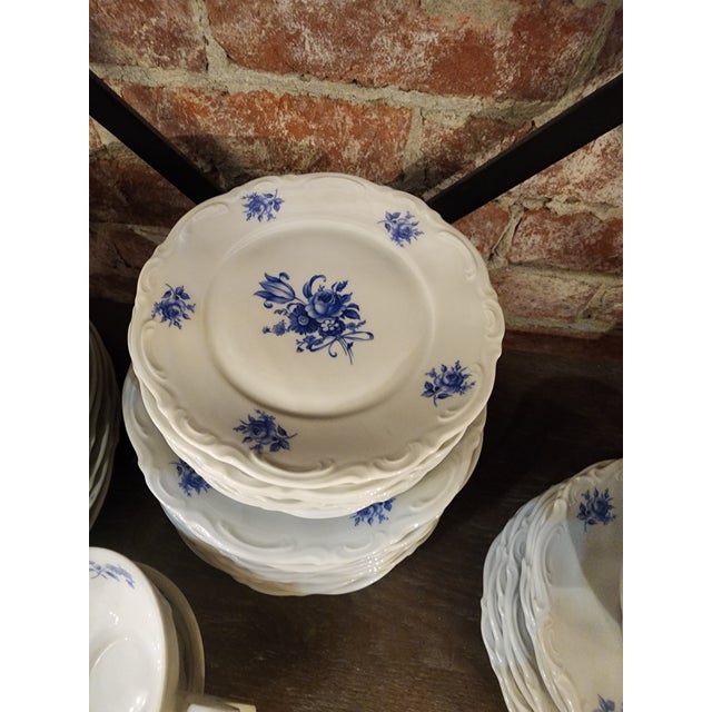 Meissen 9 5 Place Settings Meissen Blue Dinner Set. For Sale - Image 9 of 10