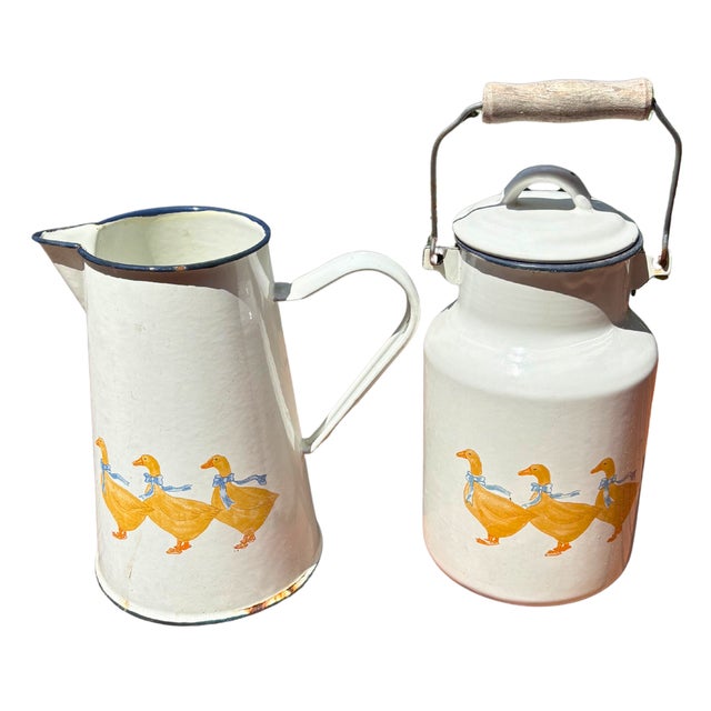 There is something irresistibly charming about old countryside enamelware, and this delightful duo captures that nostalgic...