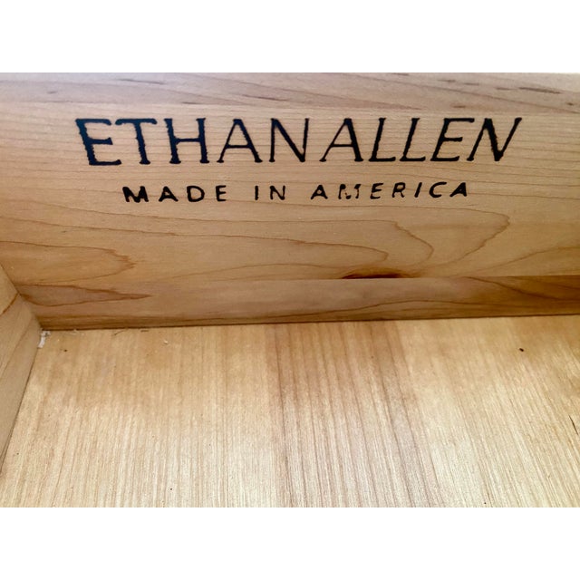 Mid-Century Modern Late 20th Century Ethan Allen American Dimensions Three Drawer Chest Side/Night/Accent Chest Mint Vintage Condition For Sale - Image 3 of 13
