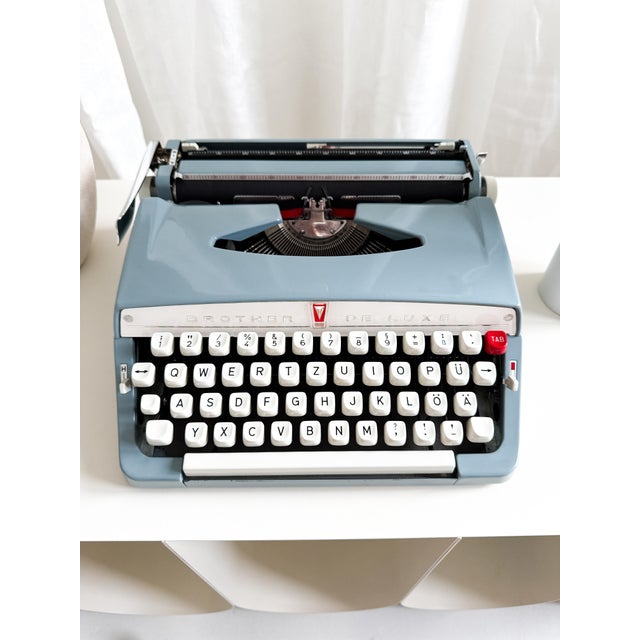 Vintage Typewriter in Light Blue from Brother De Luxe, 1960s For Sale - Image 13 of 18