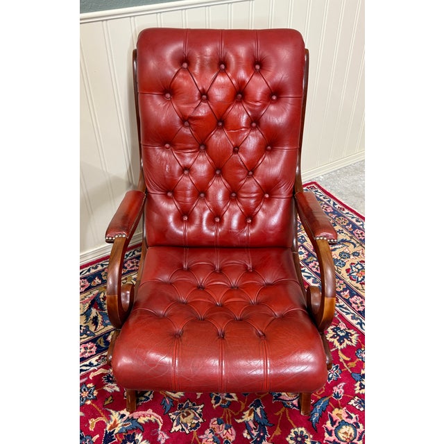 1970s Vintage English Chesterfield Style Tufted Campeche Chair Ottoman Red Leather For Sale - Image 5 of 17