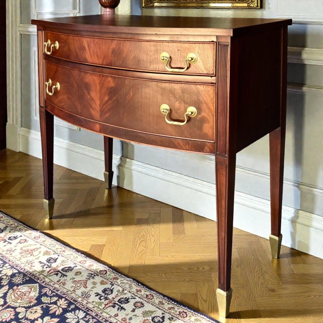 Mid 20th Century Federal Bow Front Flame Mahogany Server | Console | Petite Sideboard For Sale - Image 4 of 11