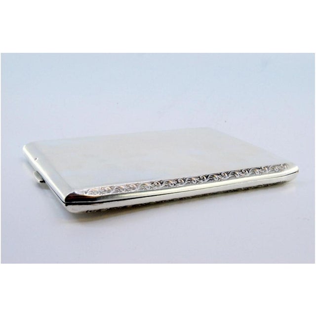 Plain Silver Cigarette Case with Exposed Strips For Sale - Image 3 of 8