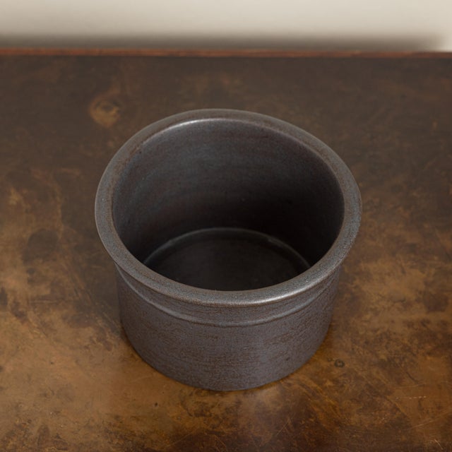 1970s Vintage California Modern Brown Glazed Stoneware Planter, Architectural Pottery Style For Sale - Image 5 of 9