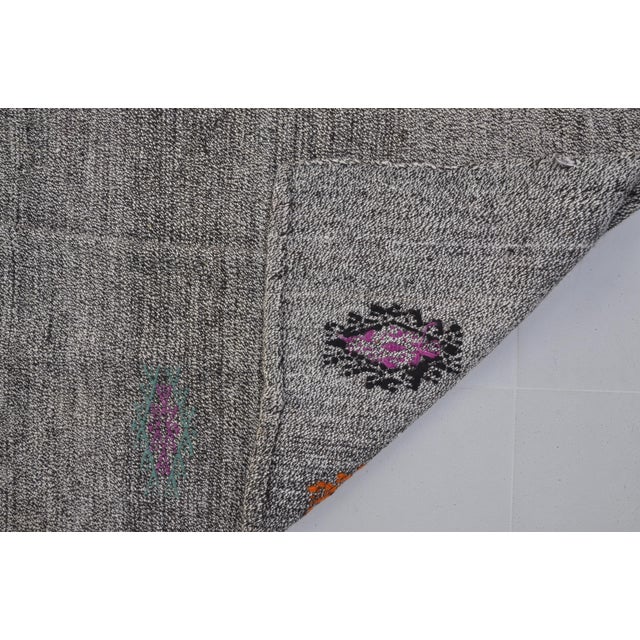 Organic Vintage Home Liivng Kilim Rug For Sale - Image 9 of 10