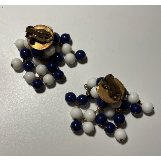 Modern 1950s Plastic Swirl Clip-On Earrings - 2 Pieces For Sale - Image 3 of 3