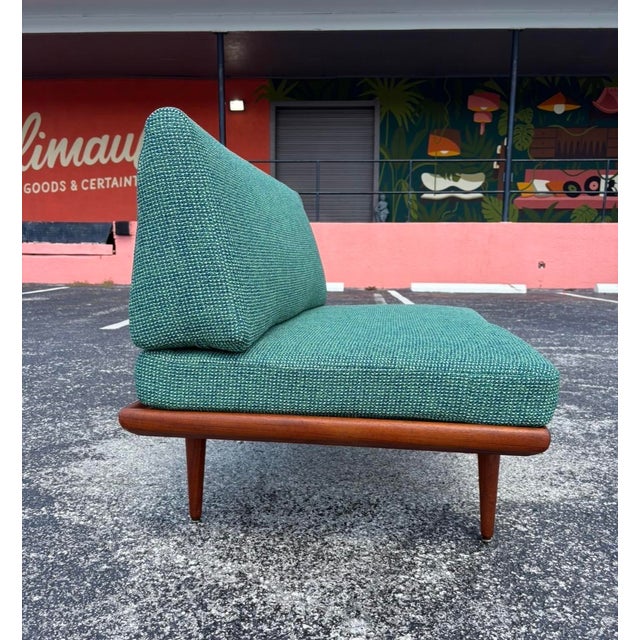 Mid-Century Modern Reupholstered Danish Minerva Loveseat Daybed Designed by Peter Hvidt and Orla Molgaard-Nielson For Sale - Image 3 of 12