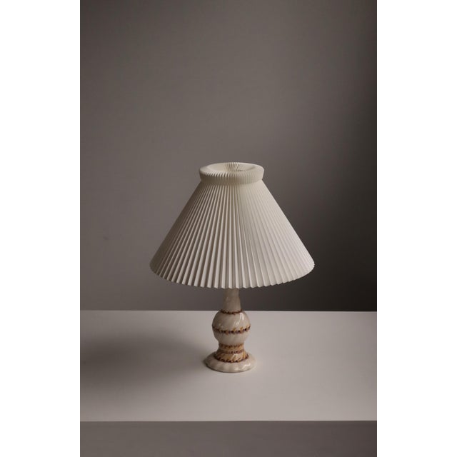 1920s Swedish Grace Porcelain Table Lamp by Louise Adelborg, 1926 For Sale - Image 5 of 16
