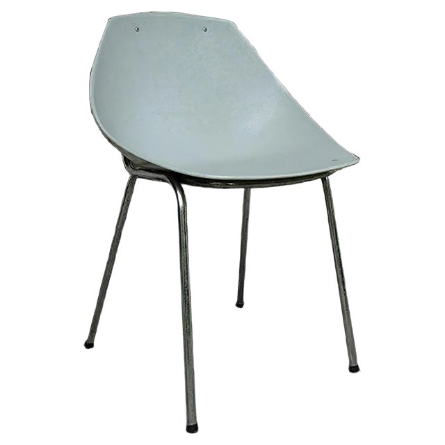 Gray Coquillage Chair by Pierre Guariche for Meurop, 1960s For Sale