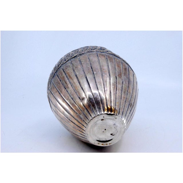 Round Pot in Gummed Silver with Reliefs and Top Stripes For Sale - Image 5 of 10