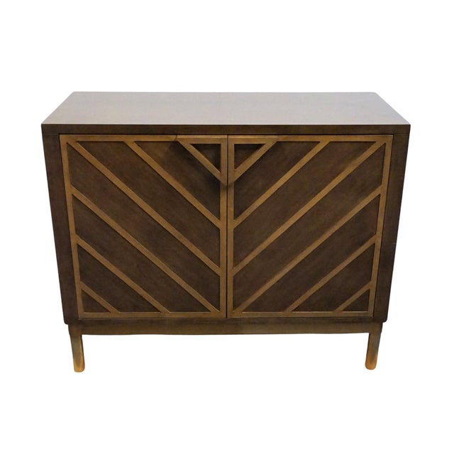 Contemporary Bassett Mirror Co. Metro Collection Ash Veneer Contemporary Glamour Style 42" Bar Cabinet A2427 For Sale - Image 3 of 13