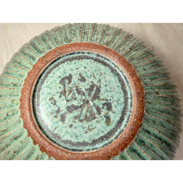 Vintage American Signed Ed Thompson Ribbed Green Verdigris Pottery Vase Bowl For Sale - Image 14 of 15