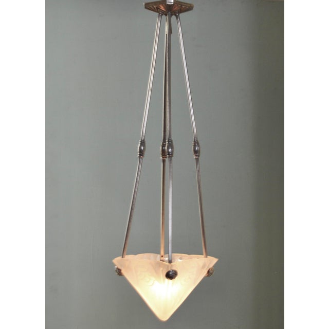 Art Deco French Pendant Lamp by David Gueron for Verrerie Dart Degué, 1920s For Sale - Image 3 of 12