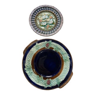Vintage Majolica Botanical Wall Plates in Cobalt, Turquoise & Green – Set of 2 For Sale