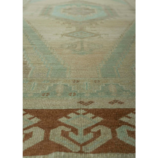 Turkish Vintage Rug 4'7" x 7'11" #20841 For Sale - Image 4 of 8