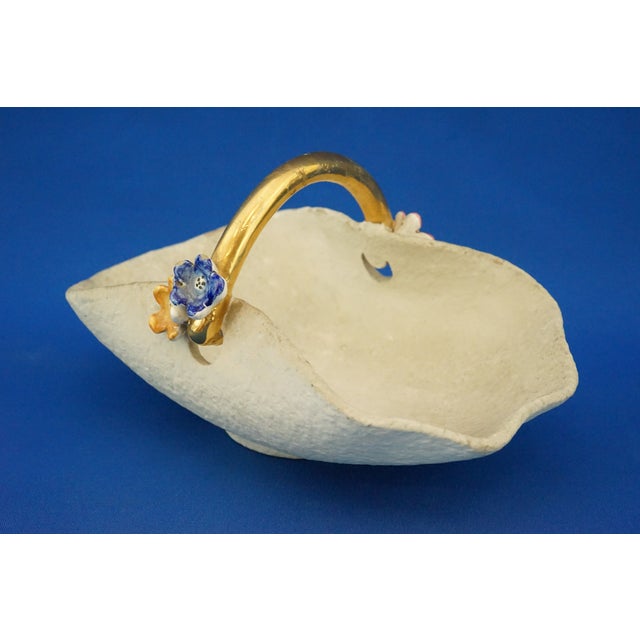 White Art Deco Basket Vase in Majolicated Ceramic by Dante Baldelli, 1920s For Sale - Image 8 of 18