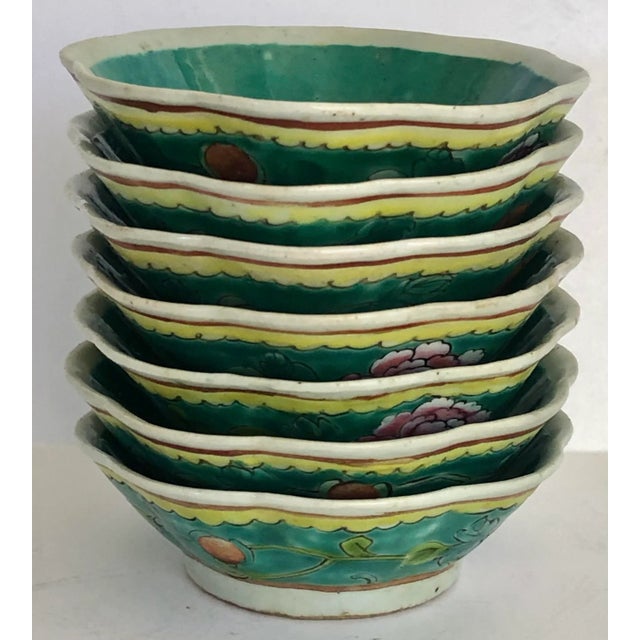 Early 20th Century Export Chinese Scalloped Sauce Bowls, Set of 7 For Sale - Image 5 of 5