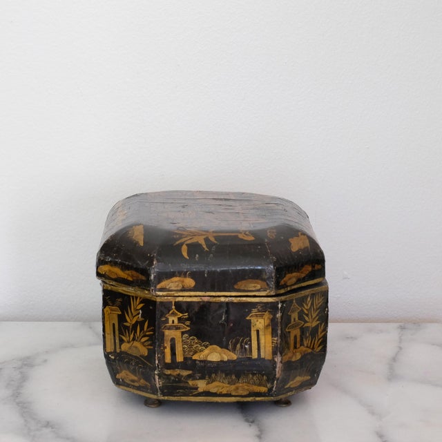 19th Century Black Chinese Lacquered Tea Caddy Box For Sale - Image 5 of 7