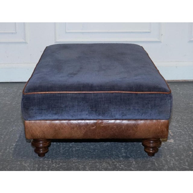 Large Tetrad Constable Ottoman in Blue Fabric and Leather Base For Sale - Image 5 of 15