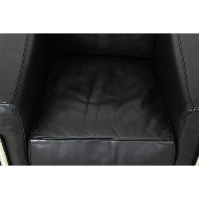 2000 - 2009 Vintage LC 2/1 Club Chair in Black Leather from Le Corbusier, 2000s For Sale - Image 5 of 18