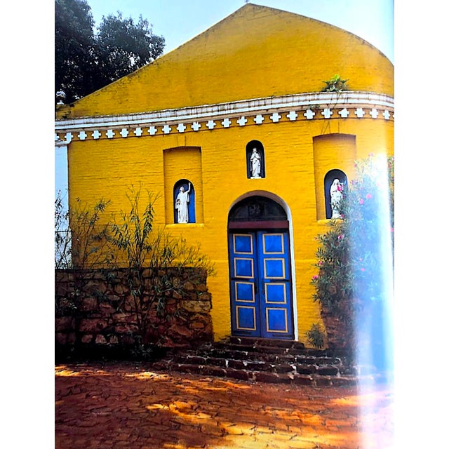 1990s 1995 Coffee Table Book, "Fazendas: The Great Houses and Plantations of Brazil", by Fernando Tasso Fragoso Pires For Sale - Image 5 of 17