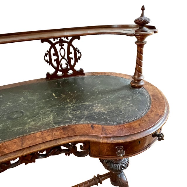 English English 19th Century Kidney Shaped Desk For Sale - Image 3 of 4