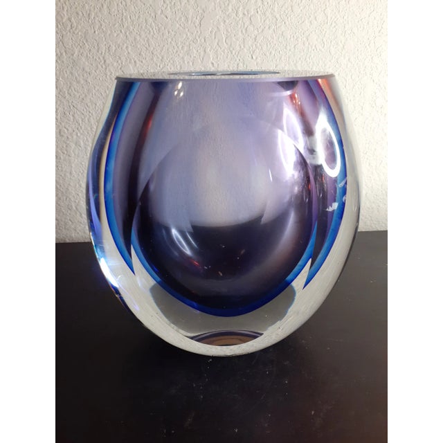1980s Vintage Murano Italy Thick Sommerso Art Glass Decorative Vase For Sale - Image 5 of 7