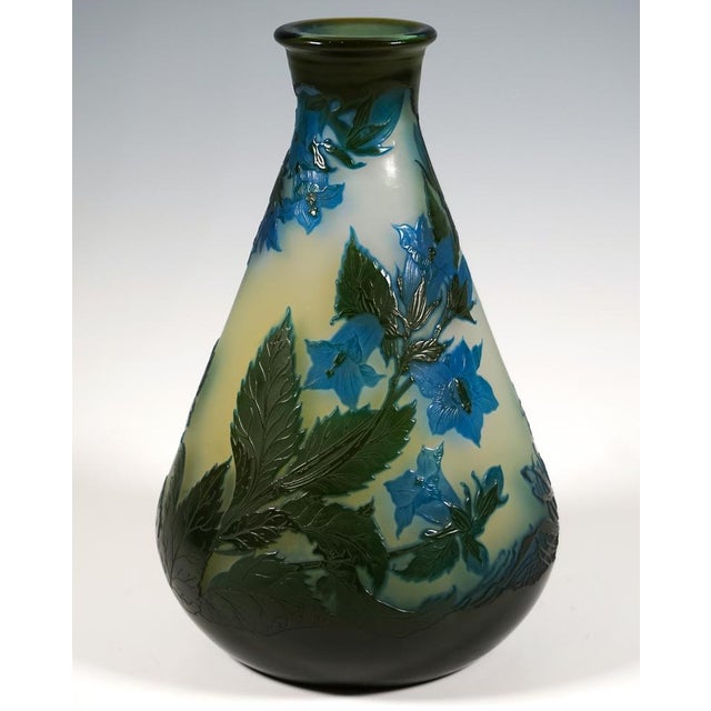 Large Art Nouveau Campanule Cameo Vase by Emile Gallé, Nancy, France, 1910s For Sale - Image 3 of 7