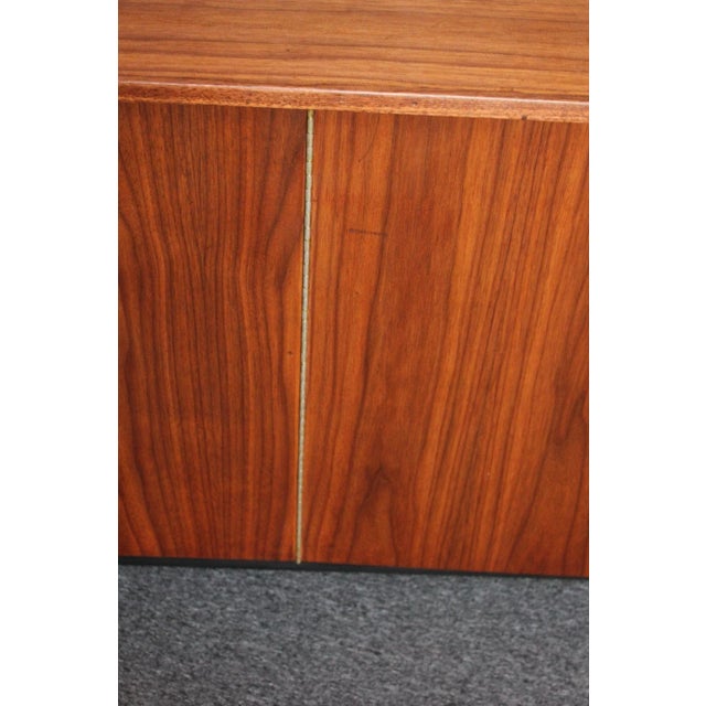 American Modern Studio Craft Walnut Credenza/Cabinet on Ebonized Plinth Base For Sale - Image 9 of 13
