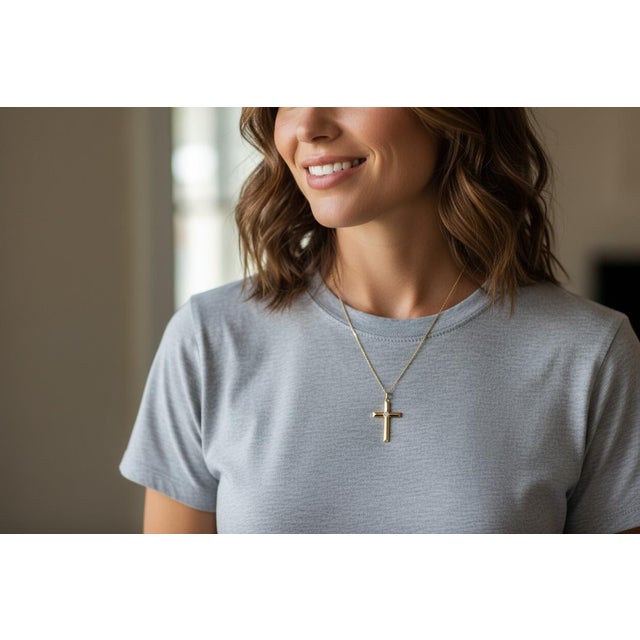 2000 - 2009 14k Yellow Gold Cross Pendant With Diamond and Chain For Sale - Image 5 of 10