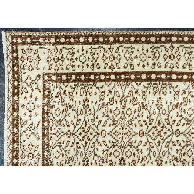 Early 21st Century Turkish Vintage Rug 6'7" x 9'9" #21410 For Sale - Image 5 of 8