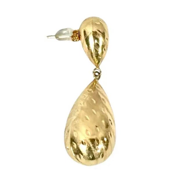 Modern 14k Yellow Gold Textured Drop Earrings For Sale - Image 3 of 7