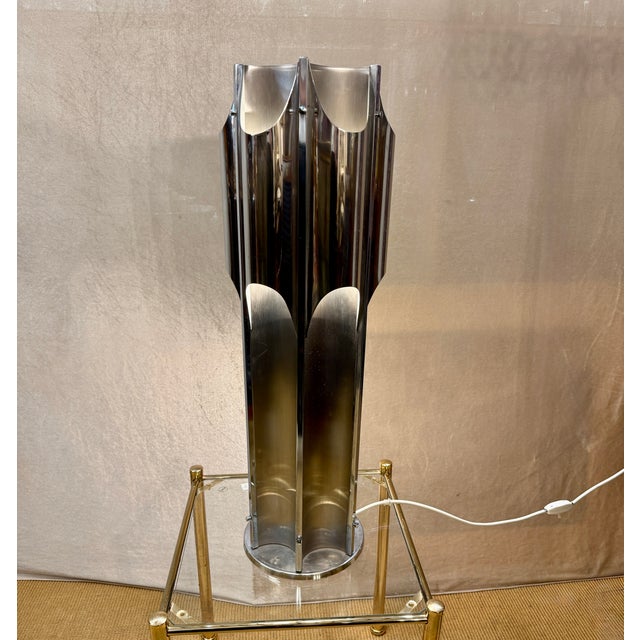 Metal Organ Table Lamp by Jacques Charles for Maison Charles, 1965 For Sale - Image 7 of 7