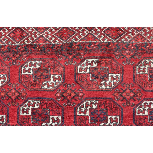 Mid 20th Century Mid 20th Century Hand-Knotted Vintage Turkomen Ersari Rug in Wool With Repeating Gul Design For Sale - Image 5 of 12