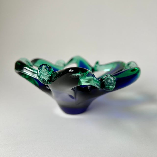 Mid-Century Style Murano Glass Biomorphic Bowl from Crystal Clear, 1960s For Sale - Image 4 of 10
