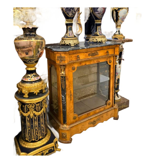 French Louis XVI Marble Top Display Commode Cabinet With Glass Door, Bronze Mounts & Gold Leaf Accents For Sale