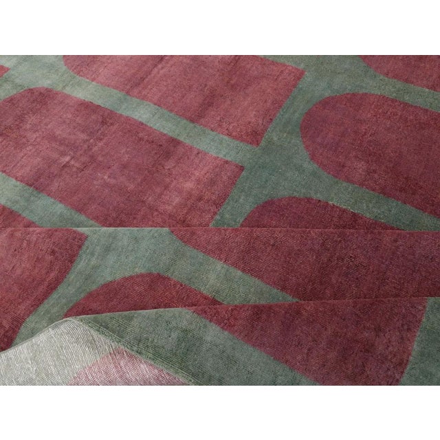 Olive Galerie Shabab Collection Mid-20th Century Turkish Art Deco Style Carpet For Sale - Image 8 of 9