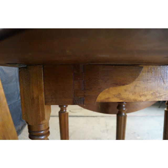 Antique American Victorian Mahogany Drop Leaf Dining Table Expandable Console For Sale - Image 13 of 18