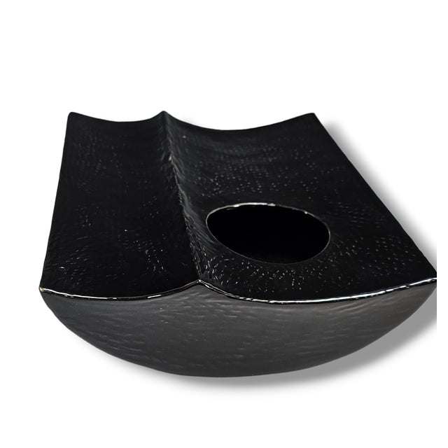 1970s–1980s Japanese Black Ceramic Modernist Ikebana Vase With Circular Aperture For Sale In San Francisco - Image 6 of 10