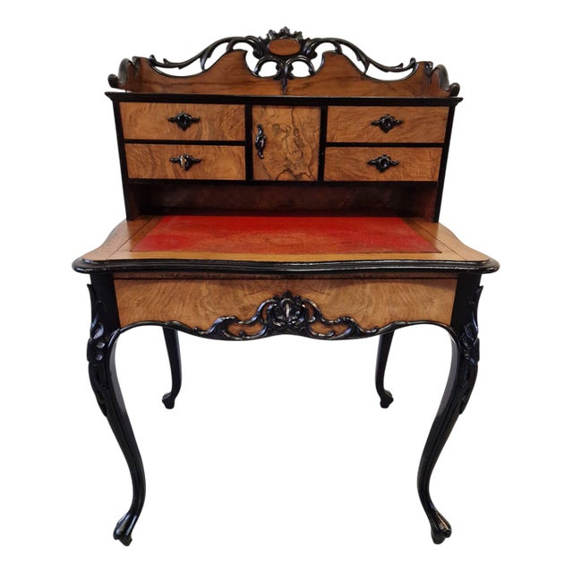Antique Desk in Walnut, 1870s For Sale
