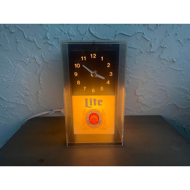 Vintage 1983 Miller Lite Illuminated Cube Clock For Sale - Image 10 of 10