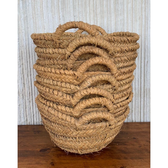 Late 19th Century Set of 8 Spanish Woven Wicker Olive Grape Harvest Basket For Sale In Miami - Image 6 of 18