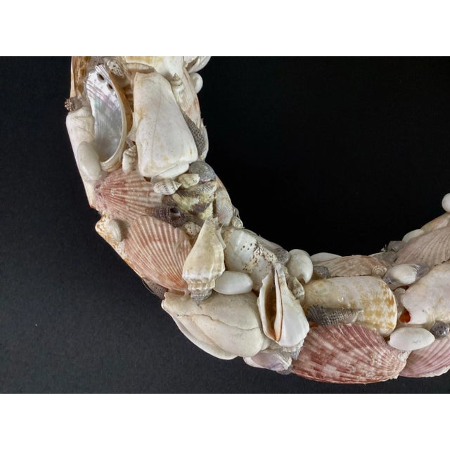 2000 - 2009 2000s Seashell Wreath For Sale - Image 5 of 10